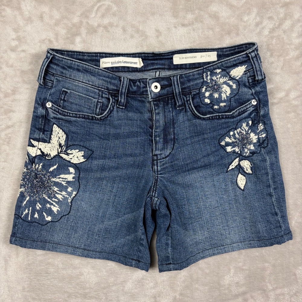 Pilcro and the Letterpress Slim Boyfriend Embroidered Floral Boho Denim Short 25
